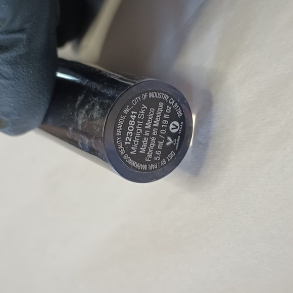 🌹3/$12 Wet N Wild Mega Last Liquid Catsuit Shine Liquid Lipstick, Midnight Sky - Picture 6 of 9